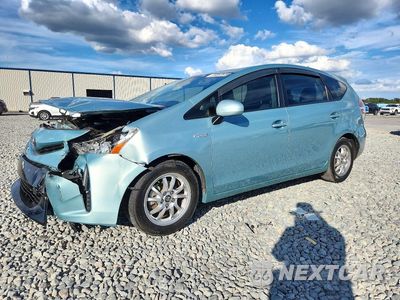 2015 TOYOTA PRIUS V TWO JTDZN3EU9FJ022569 - główne zdjęcie licytacji z USA - miniatura
