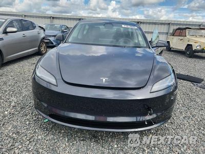 Piąte zdjęcie samochodu w środku: 2024 TESLA MODEL 3 VIN:5YJ3E1EA9RF871600 - miniatura