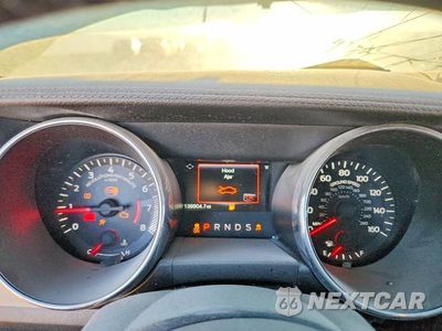 Zdjęcie 9 z 14 samochodu: 2015 FORD MUSTANG VIN:1FATP8UH2F5396828 - miniatura