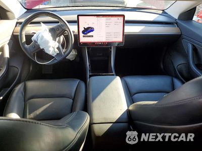 Zdjęcie 8 z 13 samochodu: 2019 TESLA MODEL 3 VIN:5YJ3E1EA1KF299041 - miniatura