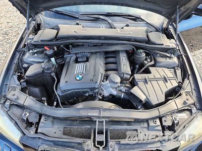Zdjęcie 11 z 12 samochodu: 2011 BMW 328 XI VIN:WBAPK7C58BA975185 - miniatura