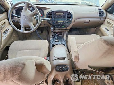 Zdjęcie 8 z 13 samochodu: 2002 TOYOTA SEQUOIA SR5 VIN:5TDBT44A72S074297 - miniatura