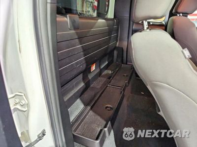Zdjęcie 10 z 12 samochodu: 2023 TOYOTA TACOMA SR VIN:3TYRX5GN2PT088773 - miniatura