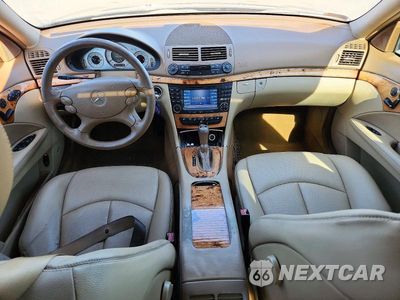 Zdjęcie 8 z 12 samochodu: 2008 MERCEDES-BENZ E 350 VIN:WDBUF56X68B200624 - miniatura