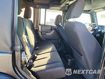 Zdjęcie 11 z 13 samochodu: 2018 JEEP WRANGLER UNLIMITED SPORT VIN:1C4BJWDG3JL850933 - miniatura
