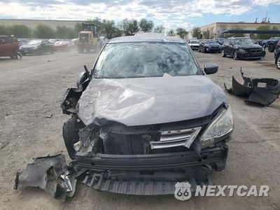 Piąte zdjęcie samochodu w środku: 2015 NISSAN SENTRA S VIN:3N1AB7AP1FY237729 - miniatura