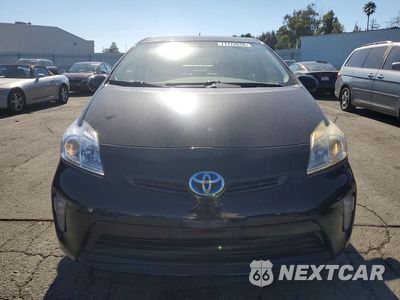 Piąte zdjęcie samochodu w środku: 2013 TOYOTA PRIUS FOUR VIN:JTDKN3DU8D5648204 - miniatura