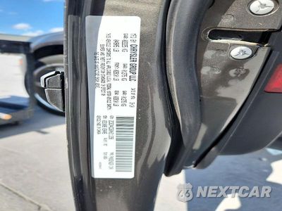 Zdjęcie 12 z 12 samochodu: 2010 CHRYSLER 300 TOURING VIN:2C3CA4CD6AH211298 - miniatura