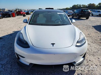 Piąte zdjęcie samochodu w środku: 2023 TESLA MODEL 3 VIN:5YJ3E1EA2PF653561 - miniatura