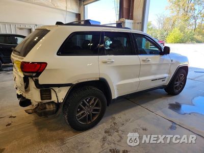 Trzecie zdjęcie samochodu z tyłu: 2016 JEEP GRAND CHEROKEE LAREDO VIN:1C4RJFAG4GC333409 - miniatura