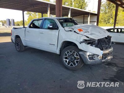 Czwarte zdjęcie samochodu z boku: 2026 RAM 1500 LARAMIE VIN:3C6SRFJPXT4177290 - miniatura