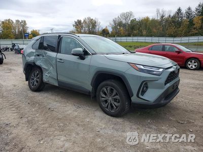 Czwarte zdjęcie samochodu z boku: 2023 TOYOTA RAV4 XLE PREMIUM VIN:4T3B6RFV6PU135388 - miniatura