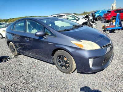 Czwarte zdjęcie samochodu z boku: 2014 TOYOTA PRIUS TWO VIN:JTDKN3DU1E1740764 - miniatura