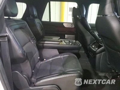 Zdjęcie 11 z 13 samochodu: 2020 LINCOLN NAVIGATOR L RESERVE VIN:5LMJJ3LT0LEL22971 - miniatura