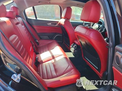 Zdjęcie 10 z 13 samochodu: 2019 ALFA ROMEO GIULIA TI VIN:ZARFANBN8K7609379 - miniatura