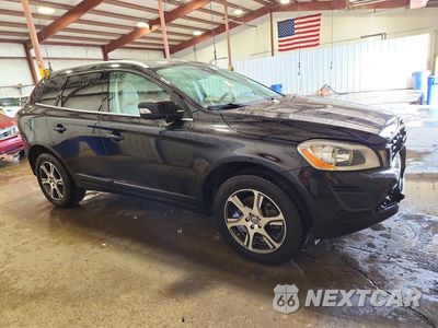 Czwarte zdjęcie samochodu z boku: 2012 VOLVO XC60 T6 VIN:YV4902DZ9C2314893 - miniatura