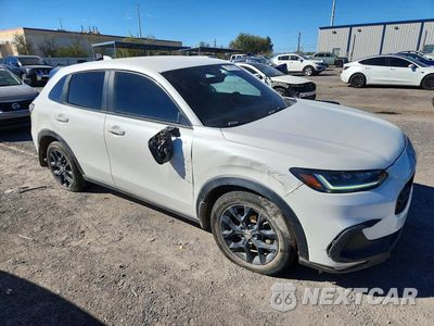 Czwarte zdjęcie samochodu z boku: 2025 HONDA HR-V SPORT VIN:3CZRZ2H58SM717698 - miniatura