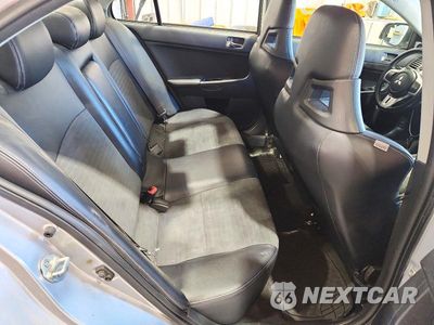 Zdjęcie 10 z 12 samochodu: 2010 MITSUBISHI LANCER EVOLUTION MR VIN:JA32W5FV0AU026971 - miniatura