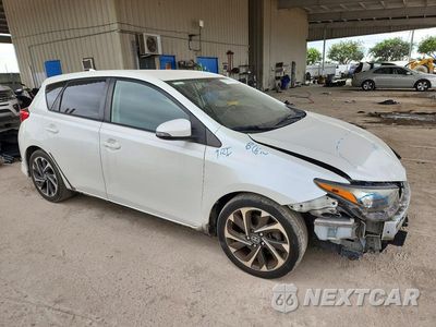 Czwarte zdjęcie samochodu z boku: 2018 TOYOTA COROLLA IM BASE VIN:JTNKARJE7JJ556284 - miniatura