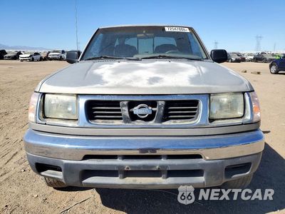 Piąte zdjęcie samochodu w środku: 2000 NISSAN FRONTIER XE VIN:1N6ED27T9YC320253 - miniatura