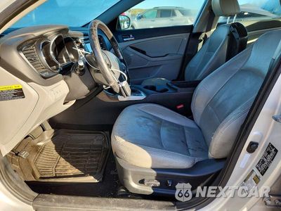 Zdjęcie 7 z 12 samochodu: 2012 KIA OPTIMA EX VIN:5XXGN4A79CG024593 - miniatura