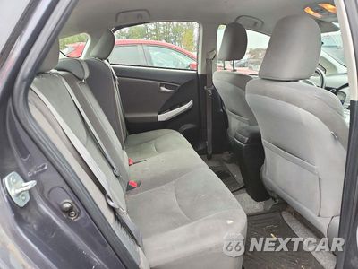 Zdjęcie 10 z 13 samochodu: 2013 TOYOTA PRIUS TWO VIN:JTDKN3DU1D5667662 - miniatura