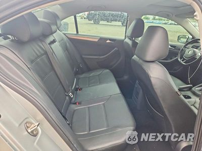 Zdjęcie 10 z 13 samochodu: 2016 VOLKSWAGEN JETTA SE VIN:3VWD67AJXGM327428 - miniatura