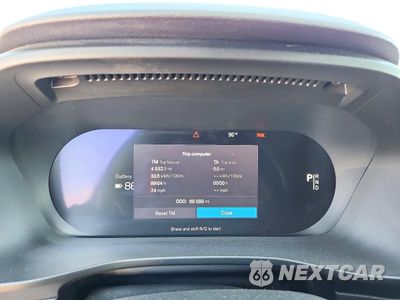 Zdjęcie 9 z 12 samochodu: 2021 VOLVO XC40 RECHARGE VIN:YV4ED3UR6M2574064 - miniatura