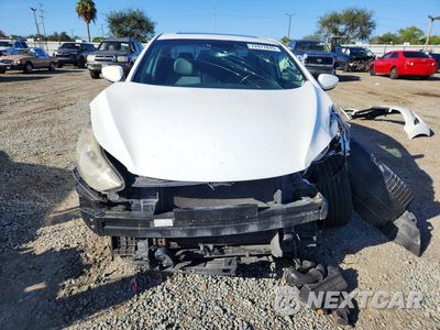 Piąte zdjęcie samochodu w środku: 2014 HYUNDAI ELANTRA LIMITED VIN:5NPDH4AE7EH504938 - miniatura