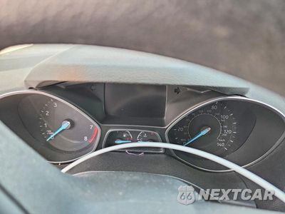 Zdjęcie 9 z 13 samochodu: 2018 FORD ESCAPE SE VIN:1FMCU9GD5JUB26956 - miniatura
