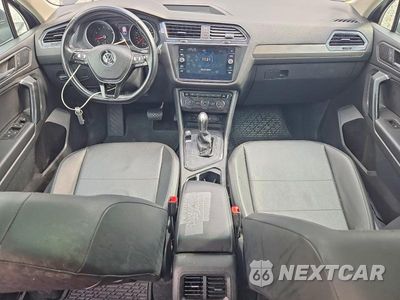Zdjęcie 8 z 13 samochodu: 2019 VOLKSWAGEN TIGUAN SE VIN:3VV3B7AX1KM031769 - miniatura