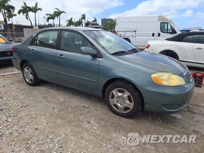 Czwarte zdjęcie samochodu z boku: 2005 TOYOTA COROLLA LE VIN:1NXBR32E05Z375696 - miniatura