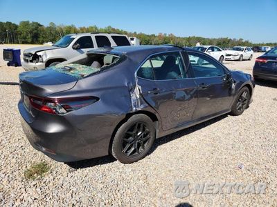 Trzecie zdjęcie samochodu z tyłu: 2022 TOYOTA CAMRY LE VIN:4T1C11AK3NU653644 - miniatura