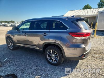 Drugie zdjęcie samochodu z przodu: 2019 TOYOTA HIGHLANDER XLE VIN:5TDKZRFH7KS366571 - miniatura