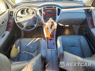 Zdjęcie 8 z 13 samochodu: 2005 TOYOTA HIGHLANDER LIMITED VIN:JTEDP21AX50090406 - miniatura