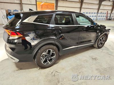 Trzecie zdjęcie samochodu z tyłu: 2025 KIA SPORTAGE LX VIN:5XYK23DFXSG318952 - miniatura