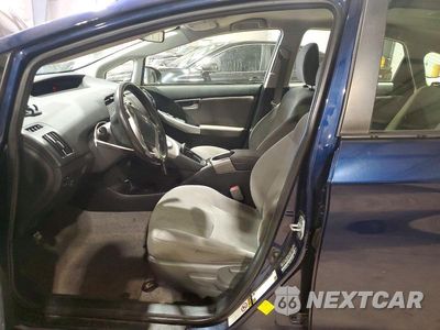 Zdjęcie 7 z 12 samochodu: 2015 TOYOTA PRIUS TWO VIN:JTDKN3DU7F0406004 - miniatura