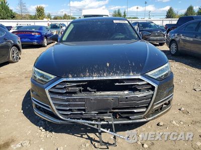 Piąte zdjęcie samochodu w środku: 2019 AUDI A8 L VIN:WAU8DAF84KN002556 - miniatura