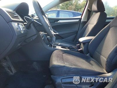 Zdjęcie 7 z 12 samochodu: 2016 VOLKSWAGEN PASSAT S VIN:1VWAT7A31GC050103 - miniatura