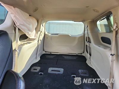 Zdjęcie 10 z 13 samochodu: 2019 CHRYSLER PACIFICA TOURING L VIN:2C4RC1BG1KR627815 - miniatura