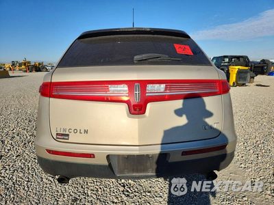 Zdjęcie 6 z 14 samochodu: 2017 LINCOLN MKT VIN:2LMHJ5AT8HBL00613 - miniatura