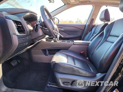 Zdjęcie 7 z 13 samochodu: 2021 NISSAN ROGUE SV VIN:5N1AT3BB6MC722004 - miniatura