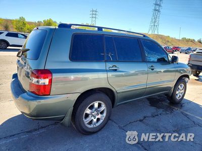 Trzecie zdjęcie samochodu z tyłu: 2005 TOYOTA HIGHLANDER BASE VIN:JTEGP21A550069301 - miniatura