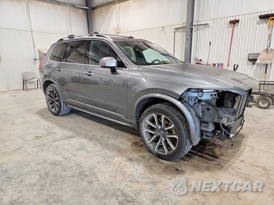 Czwarte zdjęcie samochodu z boku: 2019 VOLVO XC90 T6 MOMENTUM VIN:YV4A22PK5K1454594 - miniatura