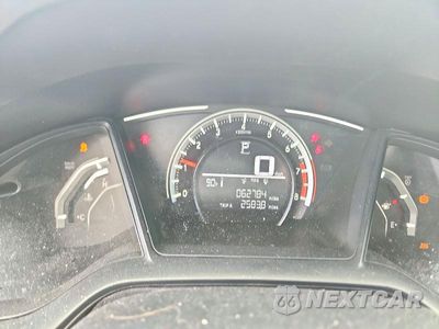 Zdjęcie 9 z 12 samochodu: 2018 HONDA CIVIC LX VIN:19XFC2F56JE206755 - miniatura