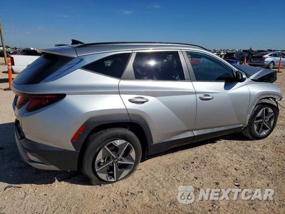 Trzecie zdjęcie samochodu z tyłu: 2025 HYUNDAI TUCSON SEL VIN:5NMJB3DE8SH465411 - miniatura