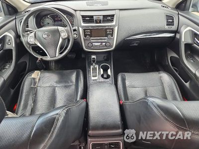 Zdjęcie 8 z 12 samochodu: 2017 NISSAN ALTIMA 2.5 SL VIN:1N4AL3APXHC213692 - miniatura