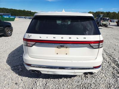 Zdjęcie 6 z 13 samochodu: 2020 LINCOLN AVIATOR BLACK LABEL VIN:5LM5J9XC4LGL34298 - miniatura