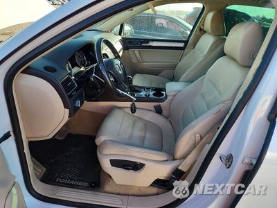 Zdjęcie 7 z 12 samochodu: 2016 VOLKSWAGEN TOUAREG SPORT VIN:WVGEF9BP4GD002397 - miniatura