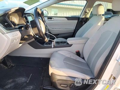 Zdjęcie 7 z 12 samochodu: 2019 HYUNDAI SONATA SEL VIN:5NPE34AF6KH812271 - miniatura